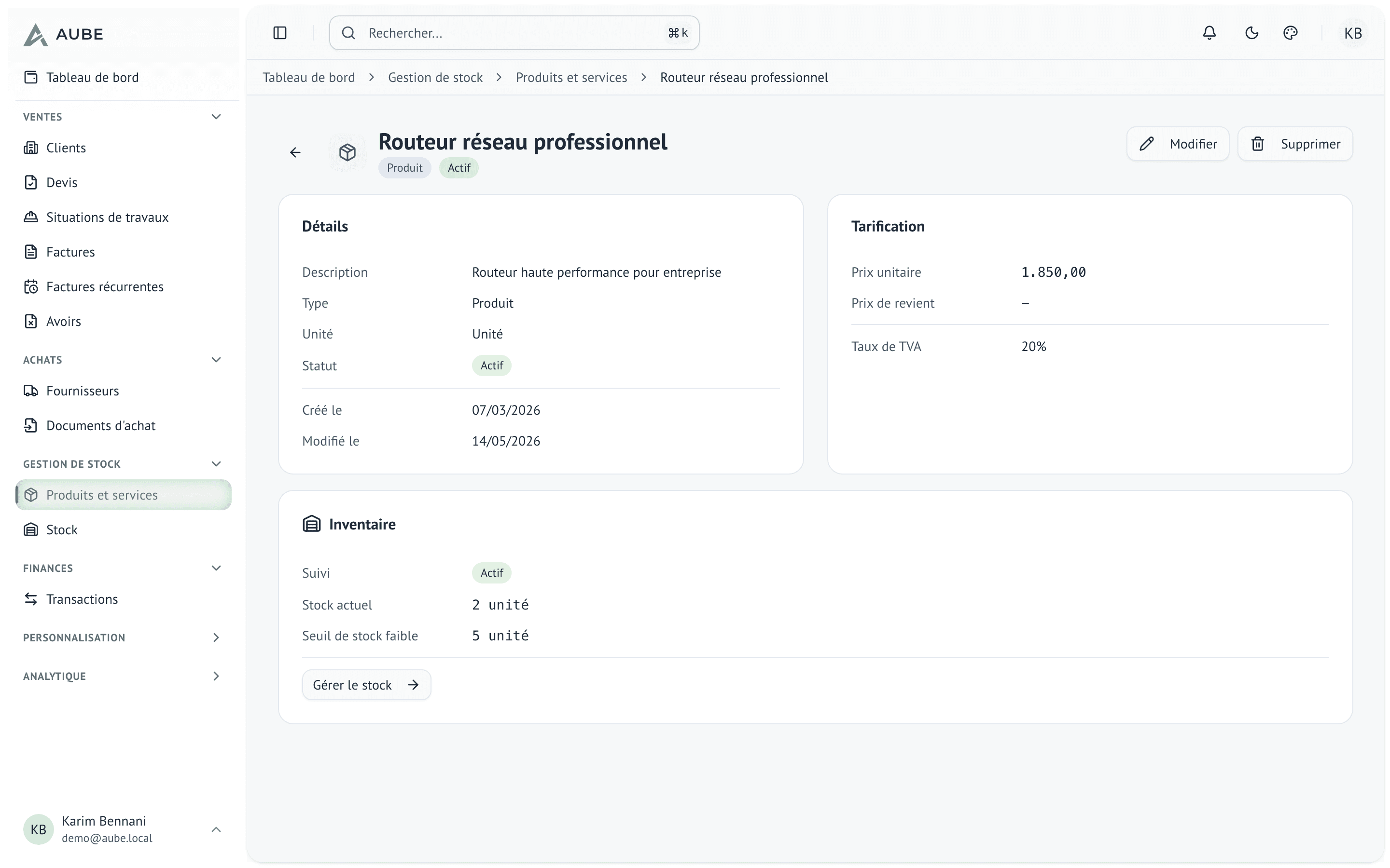 Fiche produit avec prix, TVA et configuration du suivi de stock